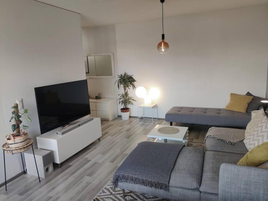 Peaceful City Center Apartment 로바니에미 외부 사진
